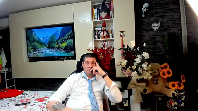 SpartacusDaddy48 Webcam show