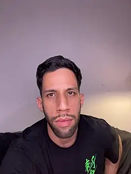 Karim_mansur Chat XXX in diretta