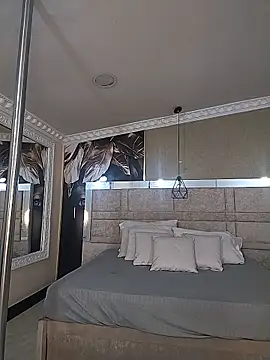 kimCosseyy – Naživo XXX chat