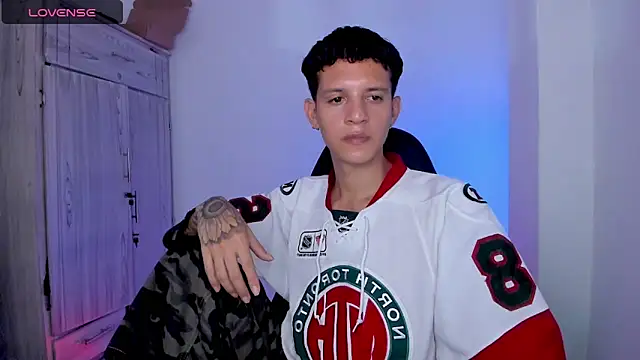 Chat XXX en directo de tylernova
