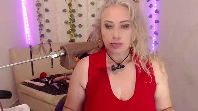 sofiacurvy_45 Chat XXX in diretta