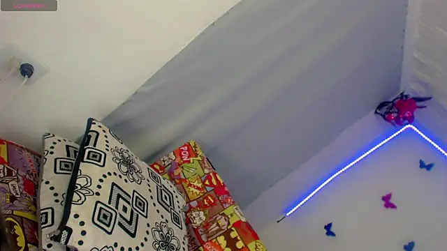 Perla_Hotcortes Webcam-Show