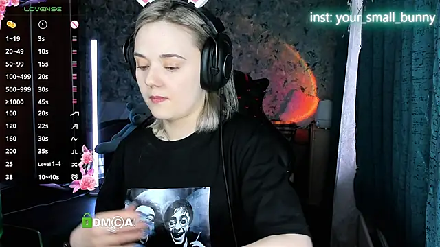 Your_small_bunnyn Live XXX chat