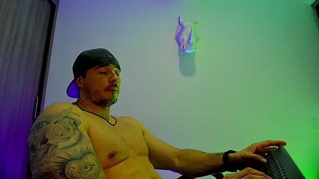 Chat soba uživo modela Dagoti