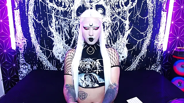 Pertunjukan Kamera Web naomi_satan
