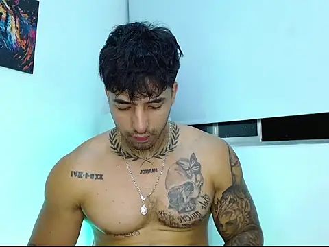 Jacobb_Phoenix – Naživo XXX chat