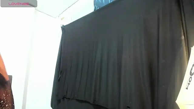 latinaStepmomn Live XXX chat