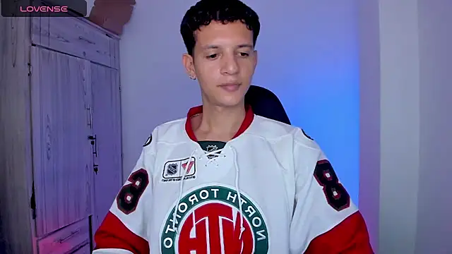 Chatroom XXX en direct de tylernova