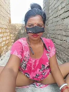 Renuka_GG Show in webcam