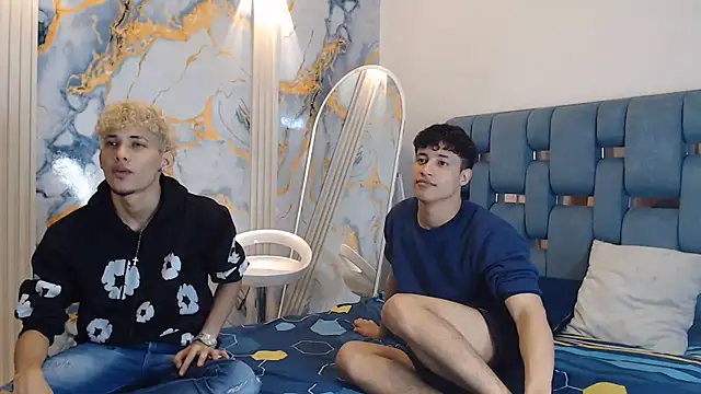 YOUNG_BOYS_HELL Live XXX-Chat