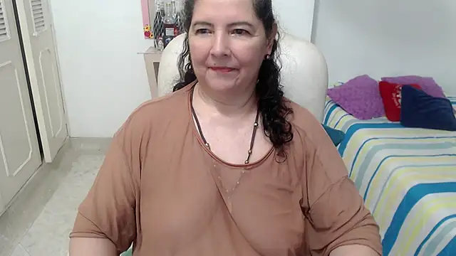 leonela_69 Live XXX-Chat