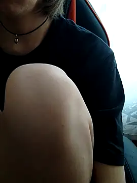 Aashikalaa's Live XXX Chat