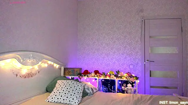 LillyMoure_ Pertunjukan Webcam