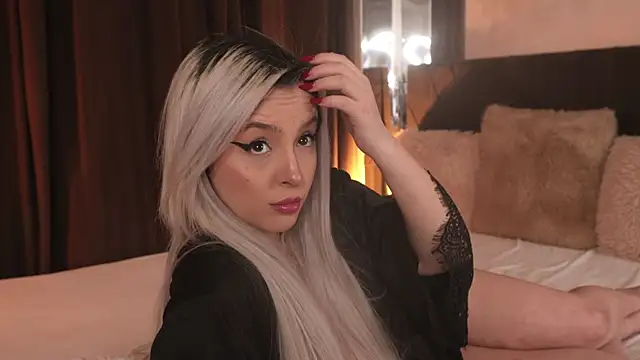 Chatroom XXX en direct de VictoriaMorrone