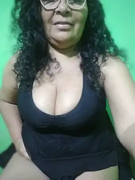 Amarantha25's Live XXX Chat