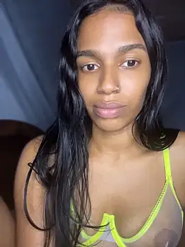 Chatroom XXX en direct de FlorSalvaje_