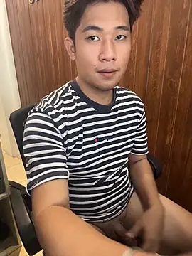 Titanryun Live XXX chat