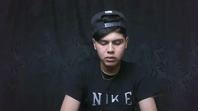 Felipe_Kold 即時 XXX 聊天