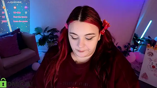 Mia_R0ss Chat XXX in diretta