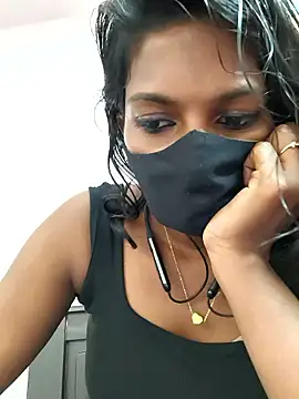 Honey_rosetamil Chat XXX live