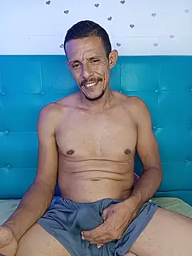El_junior21 Live XXX Chat