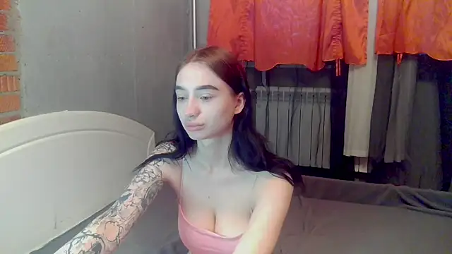 imChatty_Alice: онлайн-секс-чат