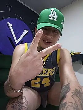 Valentino_dominusSex: вебкам-шоу