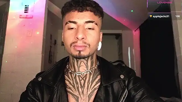 JuanCamiilo_66 webkamerás műsora