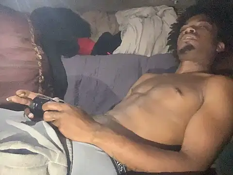 SlimeCrownzOut5's Live XXX Chat