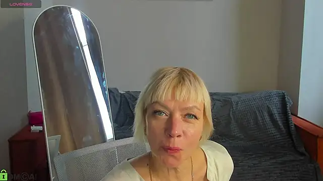 Ann_Annise Adlı Modelin Canlı XXX Sohbeti