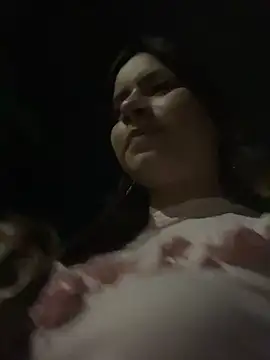 Jouemandannie Live XXX Chat