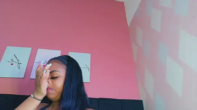MySugarmoomy's Live XXX Chat