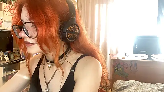 RedHeadCat: онлайн-секс-чат