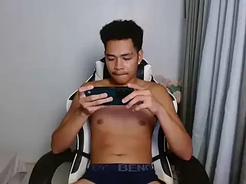 curlyasian_njxx Pertunjukan Webcam