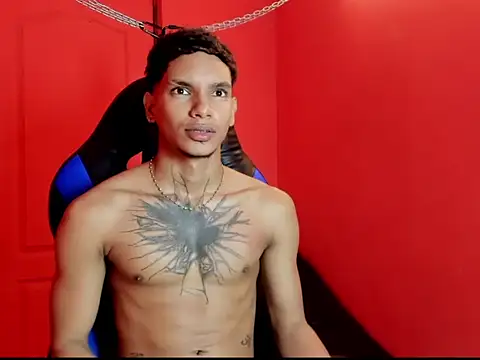 kai_storm77 Webcam Show