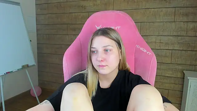 Živý XXX chat TinnaBurton
