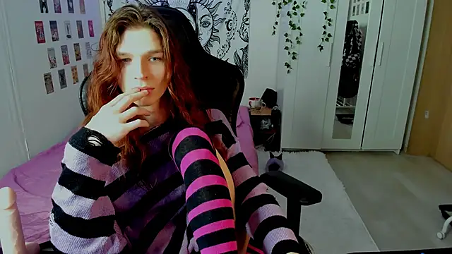 iceseeker2's Webcam Show