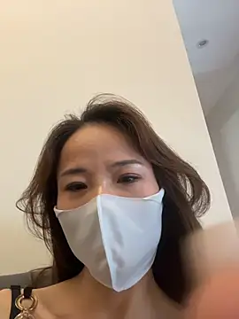 ran_369 Show Webcam