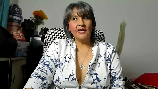 Chat XXX en directo de merlyna_goldens