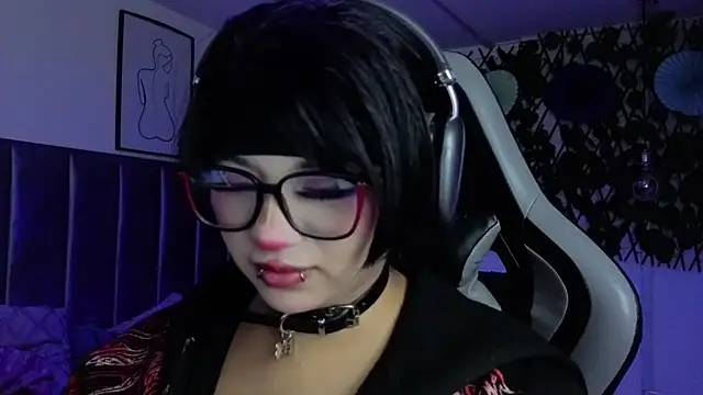 Kitty_Gang Webcam show