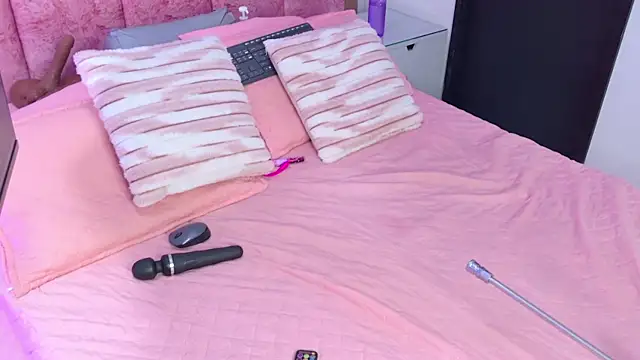 Chat +18 de emmacurvy ao vivo