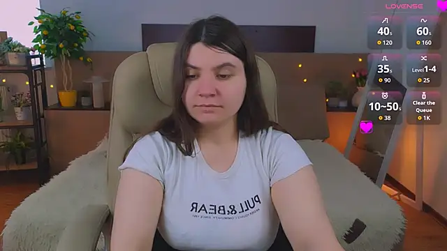 Viola__ShyのライブXXXチャット