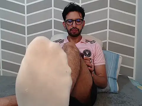 thomass1018 Live XXX Chat