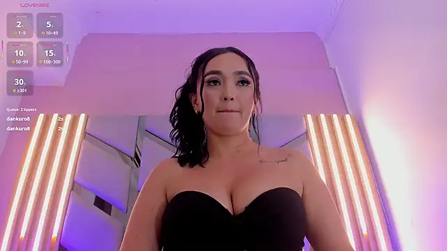 Samantha-Pardo Adlı Modelin Canlı XXX Sohbeti