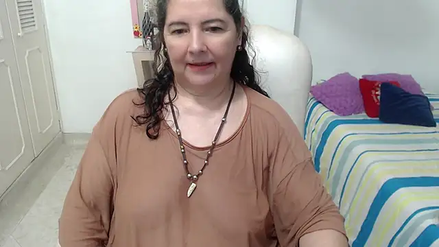 XXX chat uživo modela leonela_69