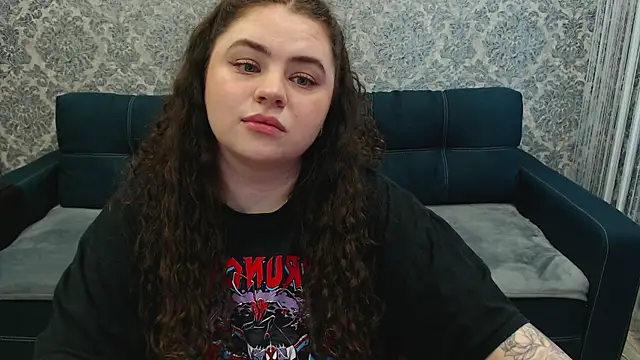 XXX chat uživo modela LunaRoub