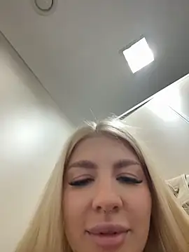XXX chat uživo modela NewLale