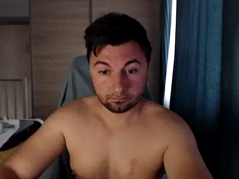 Show modela HankMalone na web-kameri