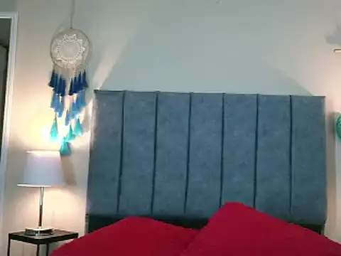 NatalyGuzman26 Adlı Modelin Canlı Sohbet Odası