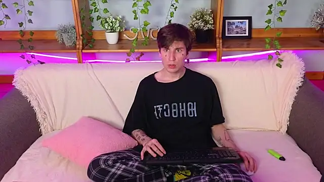 Danny_loves_Mary 网络视讯表演